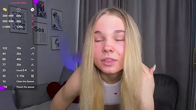 OdetteHarwick online show from November 6, 7:58 am