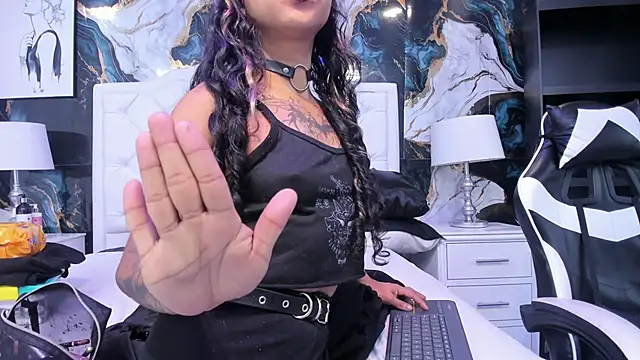 rave connor online show from November 6, 7:20 pm