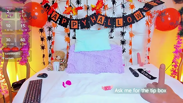 AliceLamore online show from October 26, 12:22 pm