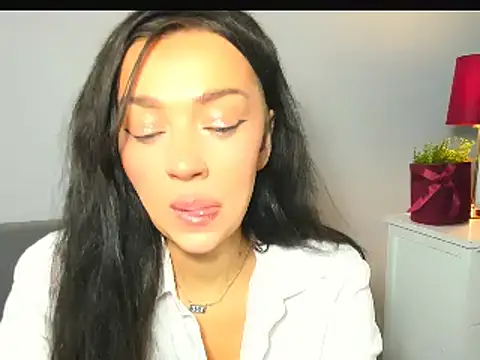 OliviaFantasy online show from February 3, 10:31 am