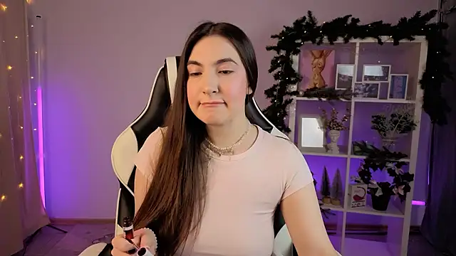 MelissaLovely  online show from February 2, 4:55 am