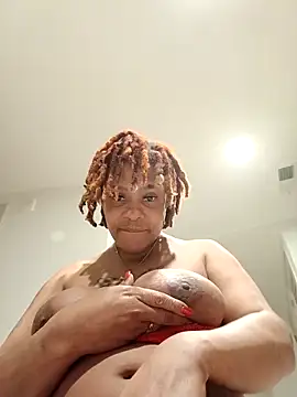 hoesinthishouse78 online show from November 18, 4:02 am