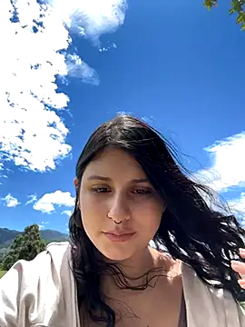 Luu Princess online show from October 5, 5:07 pm