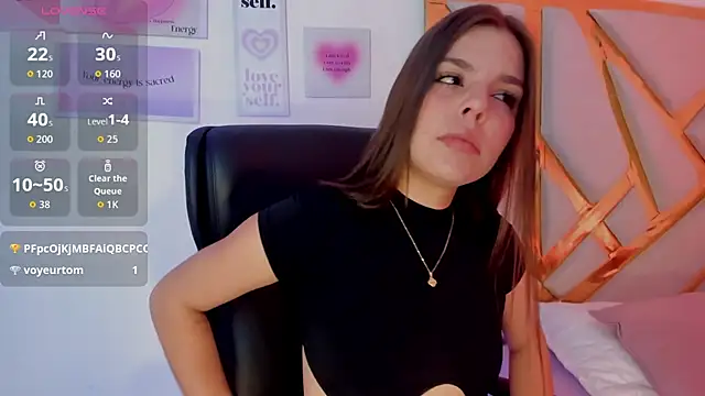 LanaJones  online show from December 18, 12:43 pm