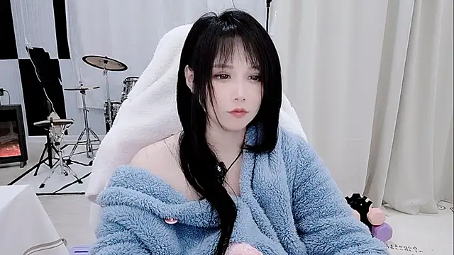 Vaness-a online show from April 7, 6:54 pm