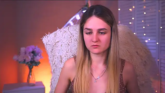 DeboraLarson online show from February 20, 8:49 am