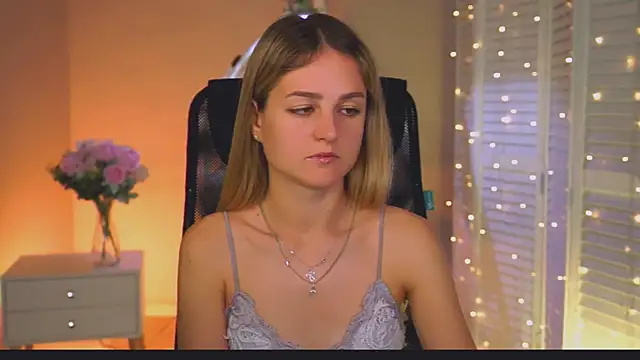 DeboraLarson online show from July 4, 3:13 am