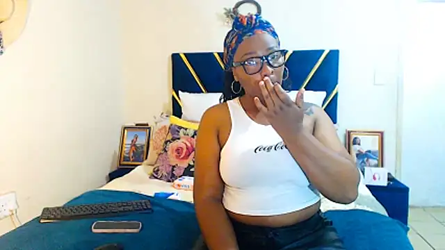 veronica1xxx online show from January 8, 12:47 am