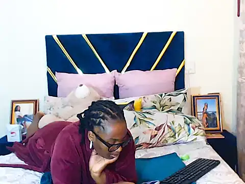 veronica1xxx online show from March 5, 1:01 am