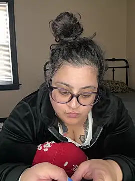 tillymarie34 online show from November 23, 7:48 pm