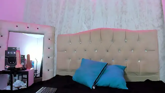 nova sex01 online show from November 18, 4:46 am