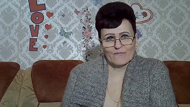 PaulaGolden online show from February 8, 5:38 pm