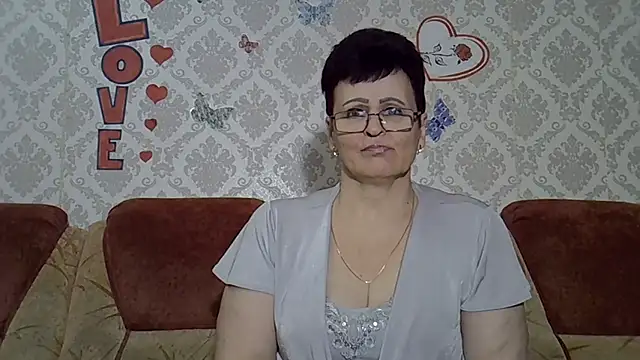 PaulaGolden online show from December 21, 4:33 pm