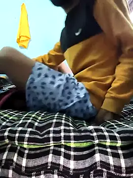 DeSi hot young couple online show from December 18, 10:42 am