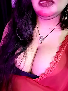 Suhanakhan00 online show from February 5, 10:18 am