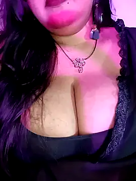 Suhanakhan00 online show from January 12, 5:07 pm