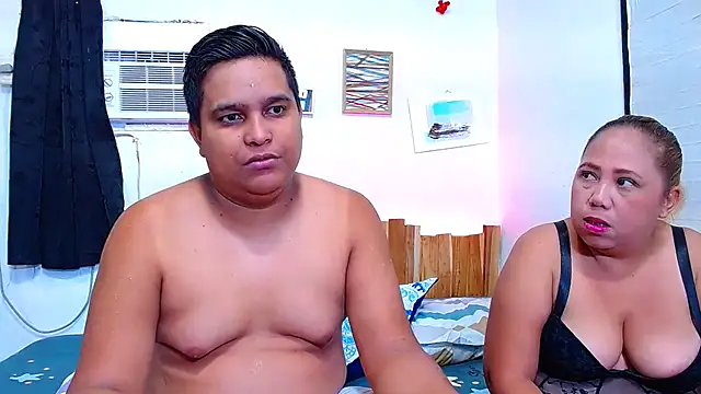 lucasandSofi online show from November 4, 2:05 am