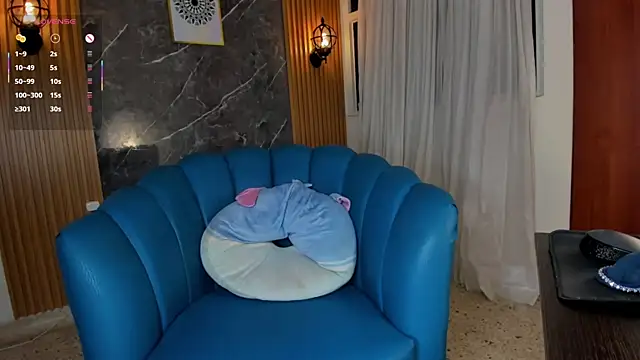 Julie Markk online show from April 20, 10:24 pm