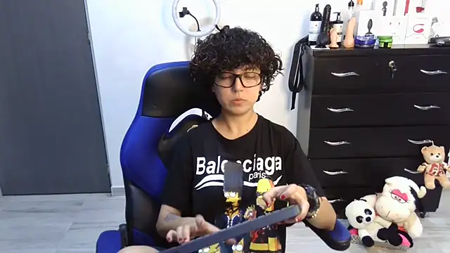 thomascooper7 online show from September 18, 1:04 am