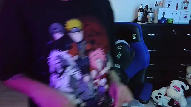 thomascooper7 online show from October 16, 9:17 pm