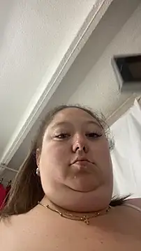 Chloee Peach online show from October 9, 11:31 pm