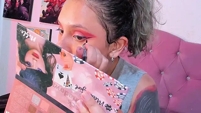 Mila nixon02 online show from September 28, 5:40 pm