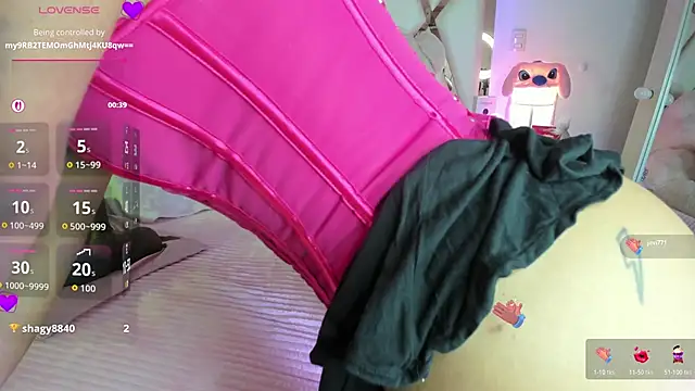 yourlilo24 online show from November 19, 4:23 am