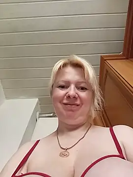Lauri scherri online show from August 3, 3:39 pm