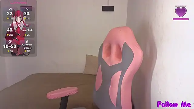 vittorialombardi   online show from December 21, 7:56 am