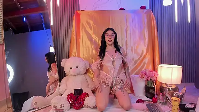 channel guss online show from February 13, 8:10 pm