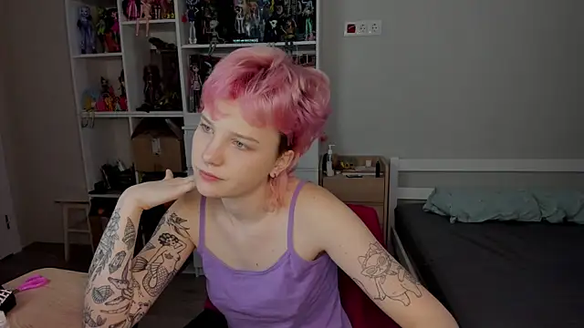 School Love online show from January 12, 7:02 am