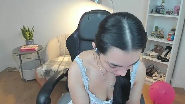  BellaEvans  online show from March 21, 6:29 am