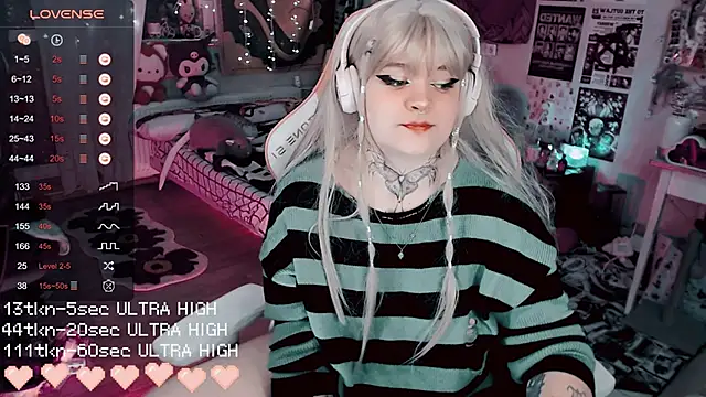 noori  hope online show from December 16, 10:26 pm