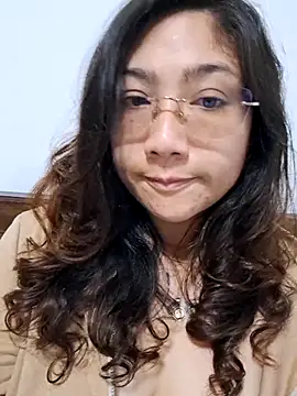 Mia Ruiz online show from December 18, 3:11 am