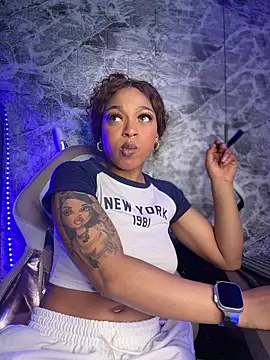 Melany Williams online show from March 25, 1:14 pm