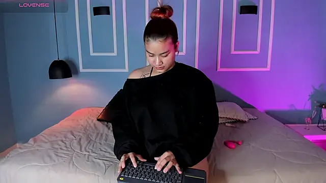 Zaily zcc online show from December 1, 11:58 am