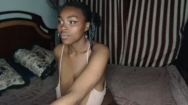 lyssyhorny online show from March 2, 2:00 am