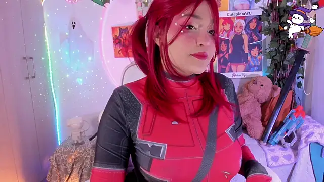 cutepie uwu  online show from December 20, 12:25 am