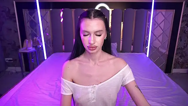 Snow WhiteeeX online show from March 21, 8:19 am