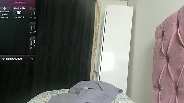 Snapshot of Nani_Lu chatting on September 29, 1:43 am Nani Lu online show from September 29, 1:43 am
