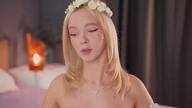  AlinaBailey online show from October 5, 8:19 am