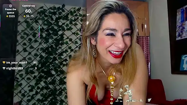 Snapshot of Madam_dali chatting on October 18, 1:47 pm Madam dali online show from October 18, 1:47 pm