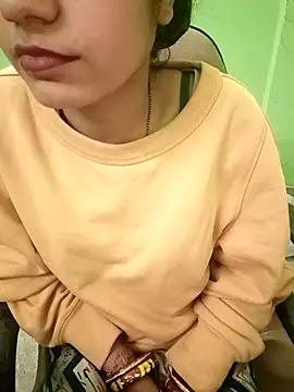 EACH 555 online show from January 15, 7:53 pm