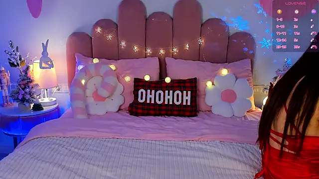 GiaCale online show from December 19, 1:36 pm