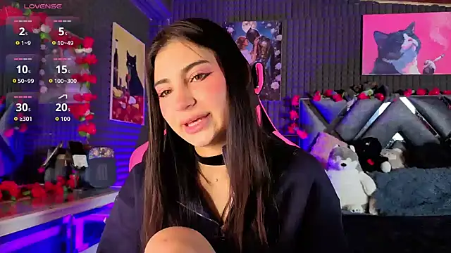 SolBeaumont1 online show from March 18, 8:14 pm