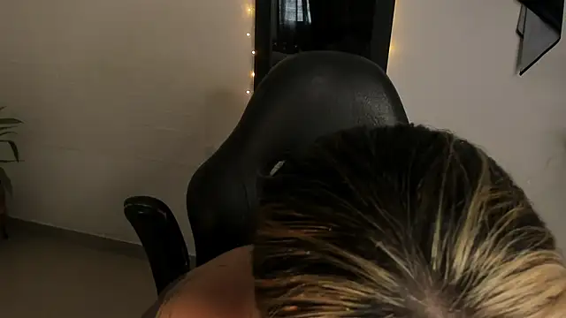 AnnikaMerliahh  online show from February 5, 1:03 pm