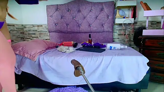 Melannytaylor online show from March 14, 10:33 pm