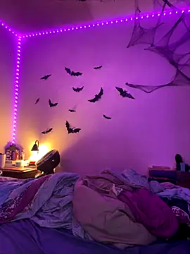 Nina-Chick777 online show from October 31, 12:34 am