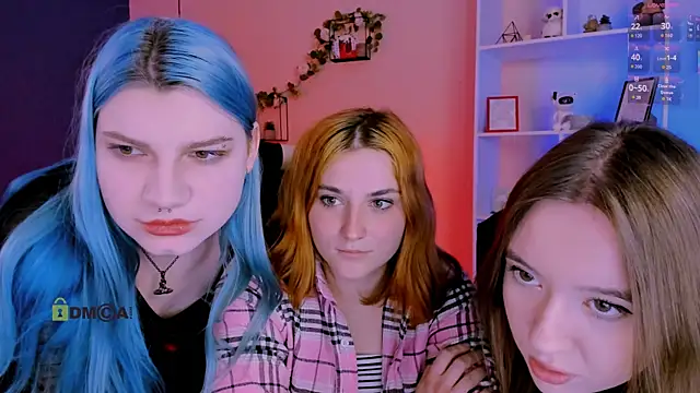 pure radiance1 online show from April 12, 9:01 am