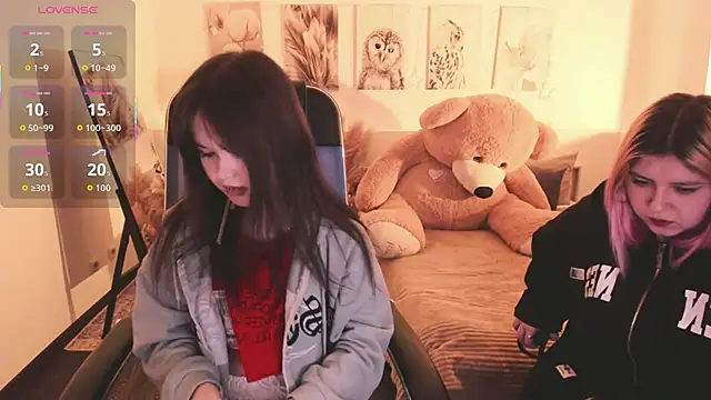 Elainebeness online show from March 18, 10:37 pm